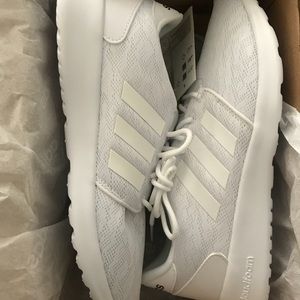Adidas cloudfoam shoes